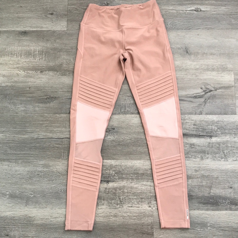 Light pink Moto leggings